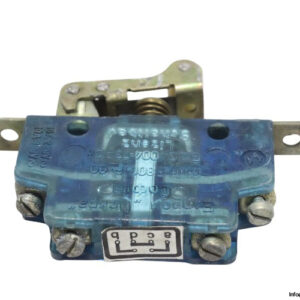 schaltbau-S800IP-00-snap-action-switch-(used)-2