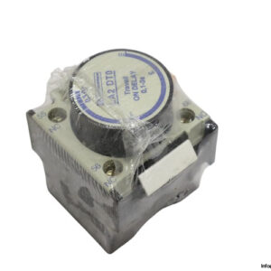 telemecanique-LA2-DT0-time-delay-contact-block-(new)
