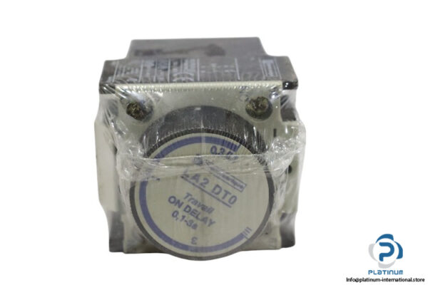 telemecanique-LA2-DT0-time-delay-contact-block-(new)-2