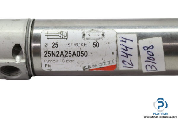 camozzi-25N2A25A050-mini-cylinder-(used)-1