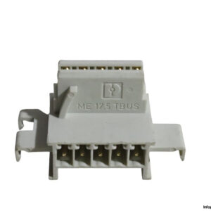 schneider-TRV00217-stacking-connector(new)-1