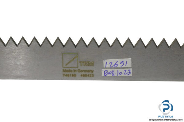 TKM-746190460423-machine-knife(new)-1