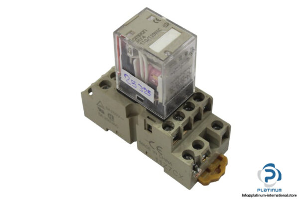 omron-11Z7CX-relay-socket-(used)