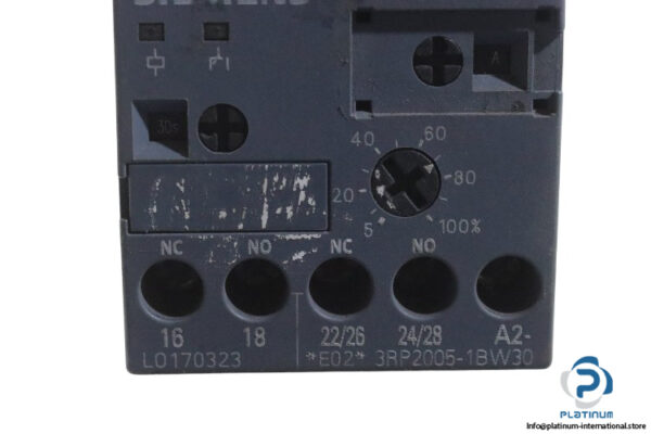 siemens-3RP2005-1BW30-timing-relay-(used)-2