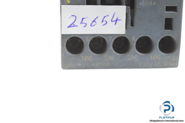 siemens-3RH2122-1AP00-contactor-relay-(used)-2