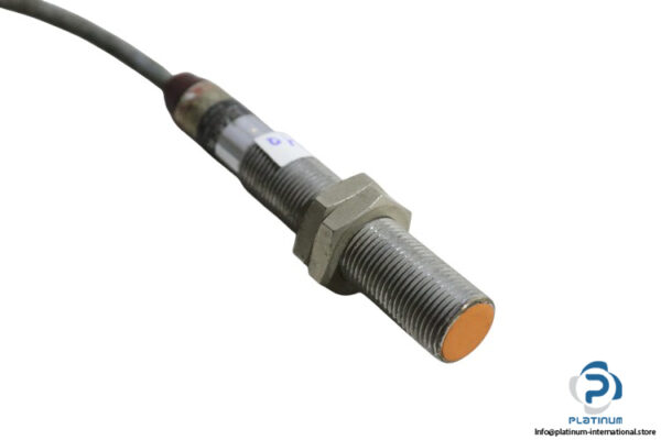 sentec-IGM-002-GSP-inductive-proximity-sensor-(used)-2