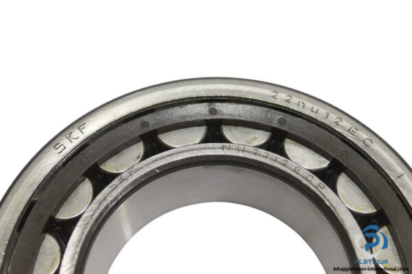 skf-NU-2212-ECP-cylindrical-roller-bearing-used-1