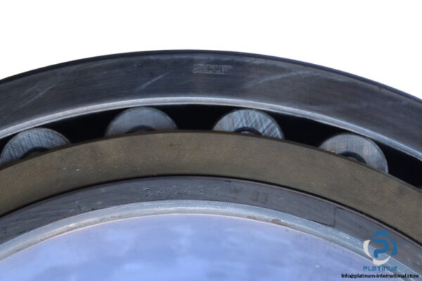skf-24048-CW33-spherical-roller-bearing-used-1