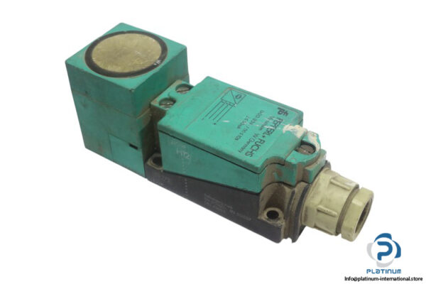 pepperl-fuchs-UJ3000-U1-H12-ultrasonic-sensor-(Used)