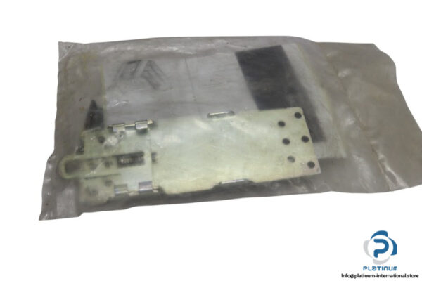 abb-XT1-plate-mounting-kit-(New)-2