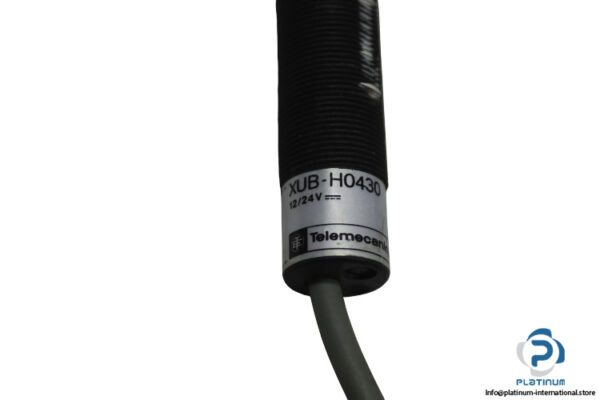 telemecanique-XUB-H0430-photoelectric-sensor(used)-2