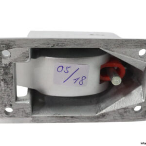 bks-b-6944-0007-door-stop-with-automatic-hold(new)-1