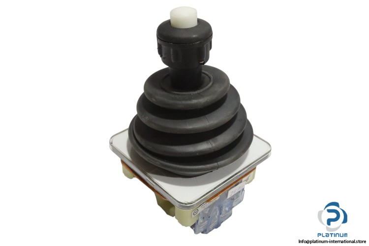 spohn-burkhardt-D-89143-joystick-controller-(used)