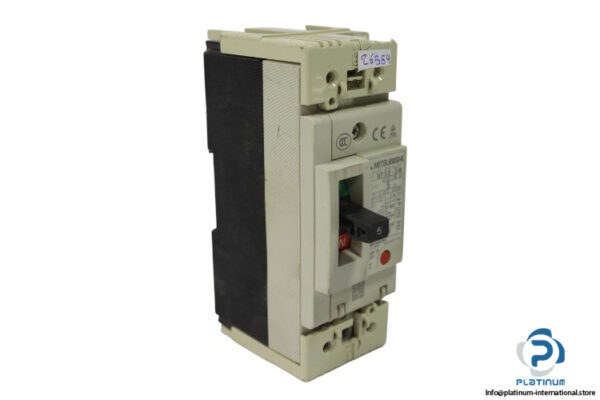 mitsubishi-NF-32-SW-circuit-breaker-(used)