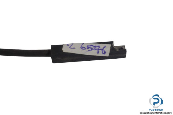 balluff-BMF-315K-PS-C-2-PU-05-cylinder-sensor-(new)-1