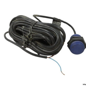 technor-XSPN15122L05-inductive-proximity-sensor-(used)