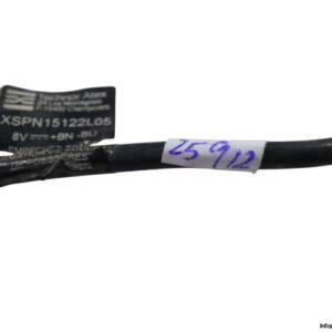 technor-XSPN15122L05-inductive-proximity-sensor-(used)-3