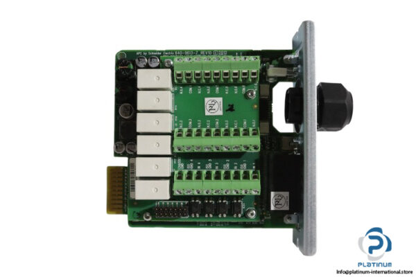 schneider-AP9613-i_o-smartslot-card-(new)-3