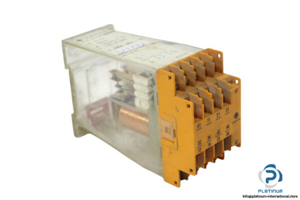 schleicher-SS-12-time-relay-(used)
