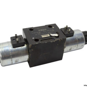 parker-D3DW4CNJW40-solenoid-directional-control-valve-(Used)