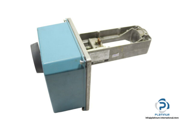Honeywell-M7421B1006-1-AV-electric-linear-valve-actuator(new)