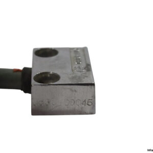 0830100045-sensor-proximity-switch-(new)-3