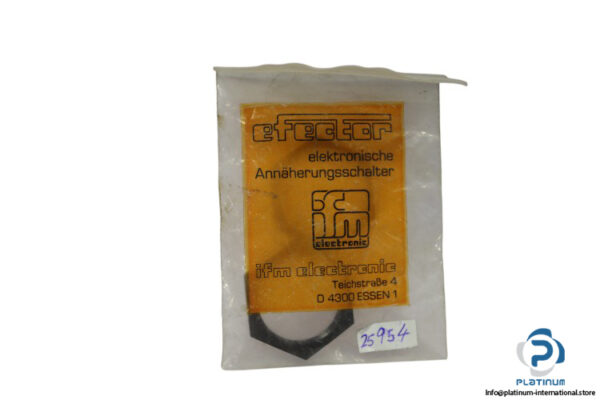 ifm-D-4300-ESSEN1-capacitive-sensor-(new)