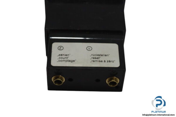 hengstler-59801-totalizing-counter-(new)-1