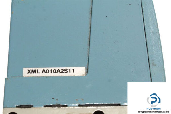 telemecanique-xml-a010a2s11-diaphragm-pressure-switch-5