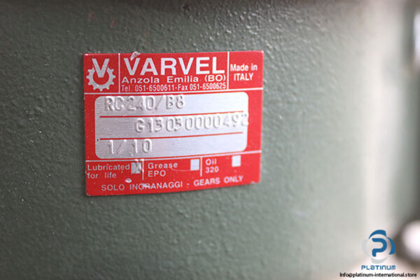 varvel-RC240_B8-helical-gear-box-new-2