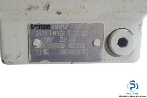 lenze-MDXMA1M-071-32-gearmotor-used-3