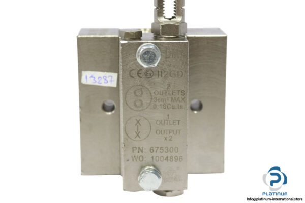 dropsa-675300-dual-line-lubrication-divider-valve(new)-2