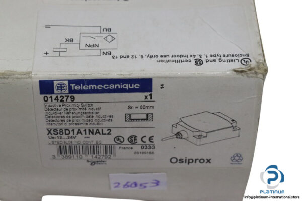 telemecanique-XS8D1A1NAL2-inductive-sensor-(new)-4