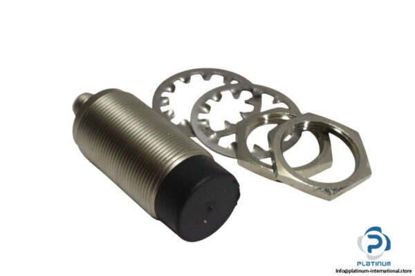 allen-bradley-872C-D15NP30-D4-inductive-proximity-sensor-(used)