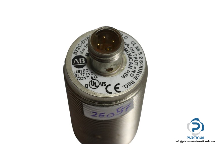 allen-bradley-872C-D15NP30-D4-inductive-proximity-sensor-(used)-1