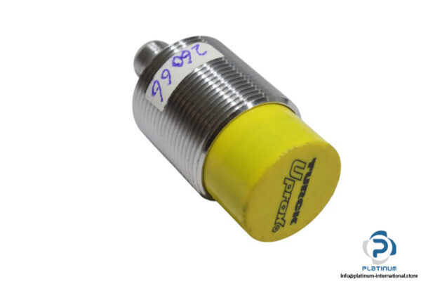 turck-NI20U-M30-AP6X-H1141-inductive-sensor-(used)