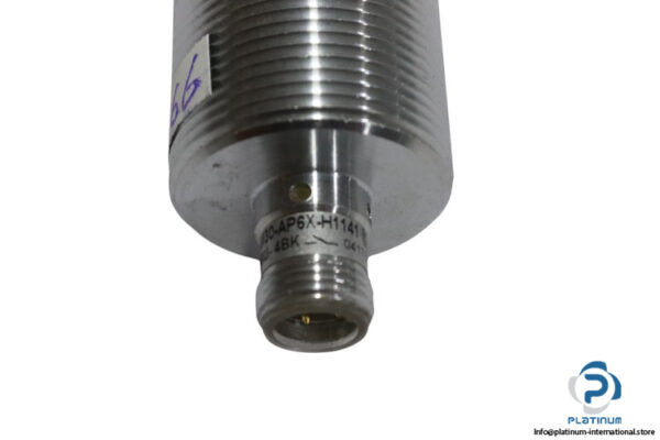 turck-NI20U-M30-AP6X-H1141-inductive-sensor-(used)-2