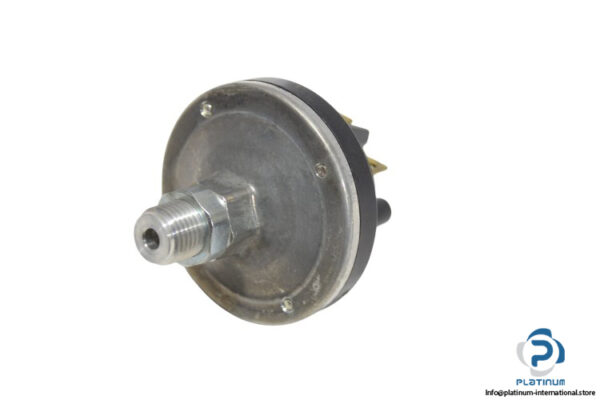 huba-control-625.9140-pressure-switch-(New)-1