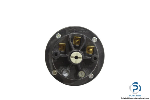 huba-control-625.9140-pressure-switch-(New)-2