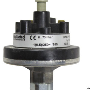huba-control-625.9140-pressure-switch-(New)-4