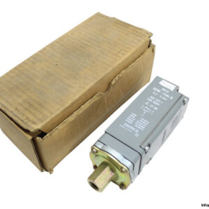 square-d-HDW-4-pressure-switch-(New)