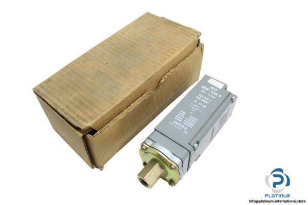square-d-HDW-4-pressure-switch-(New)