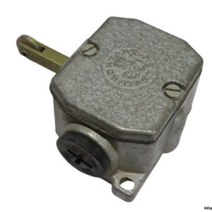 kontaktsystem-500V-6A-limit-switch-(used)