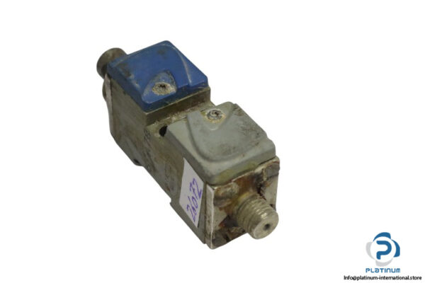 nordson-S0A7B-nozzle-(used)