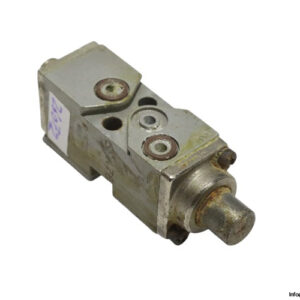 nordson-S0A7B-nozzle-(used)-1