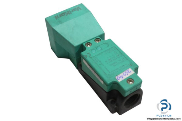 pepperl-fuchs-NJ30P-U1-1N-inductive-sensor-(used)-1