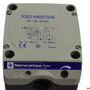 telemecanique-XSD-H607339-inductive-proximity-sensor-(new)-2