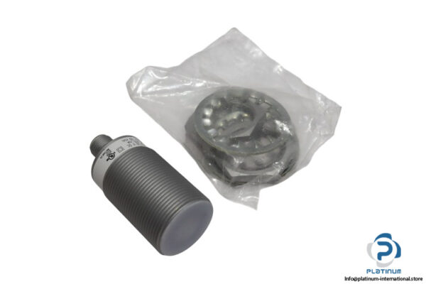 balluff-BES-516-327-S4-W-inductive-sensor-(new)