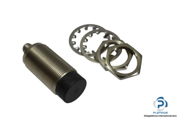 allen-bradley-872C-D15NP30-D4-inductive-proximity-sensor-(new)