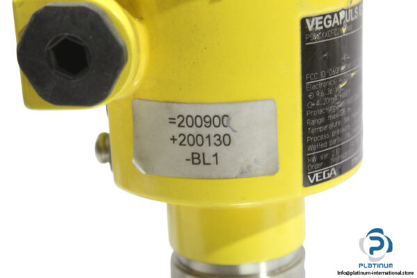 vega-VEGAPULS-62-radar-level-sensor-(new)-3